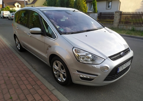 Ford S-Max cena 42500 przebieg: 243000, rok produkcji 2013 z Trzebnica małe 79